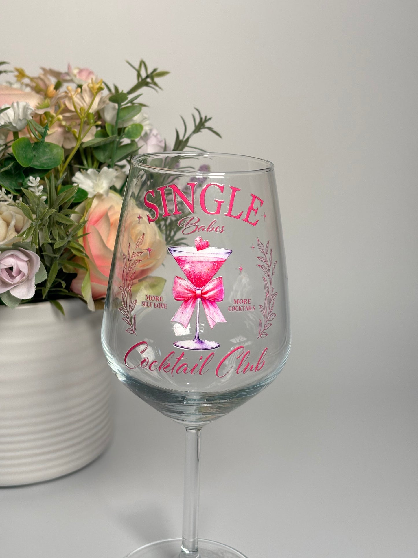 Single Babes Cocktail Club Wine Glass