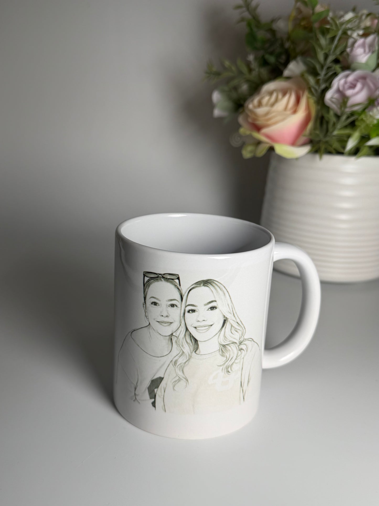 Personalised Fine Line Portrait Mug – Custom Mother & Daughter Illustration Gift