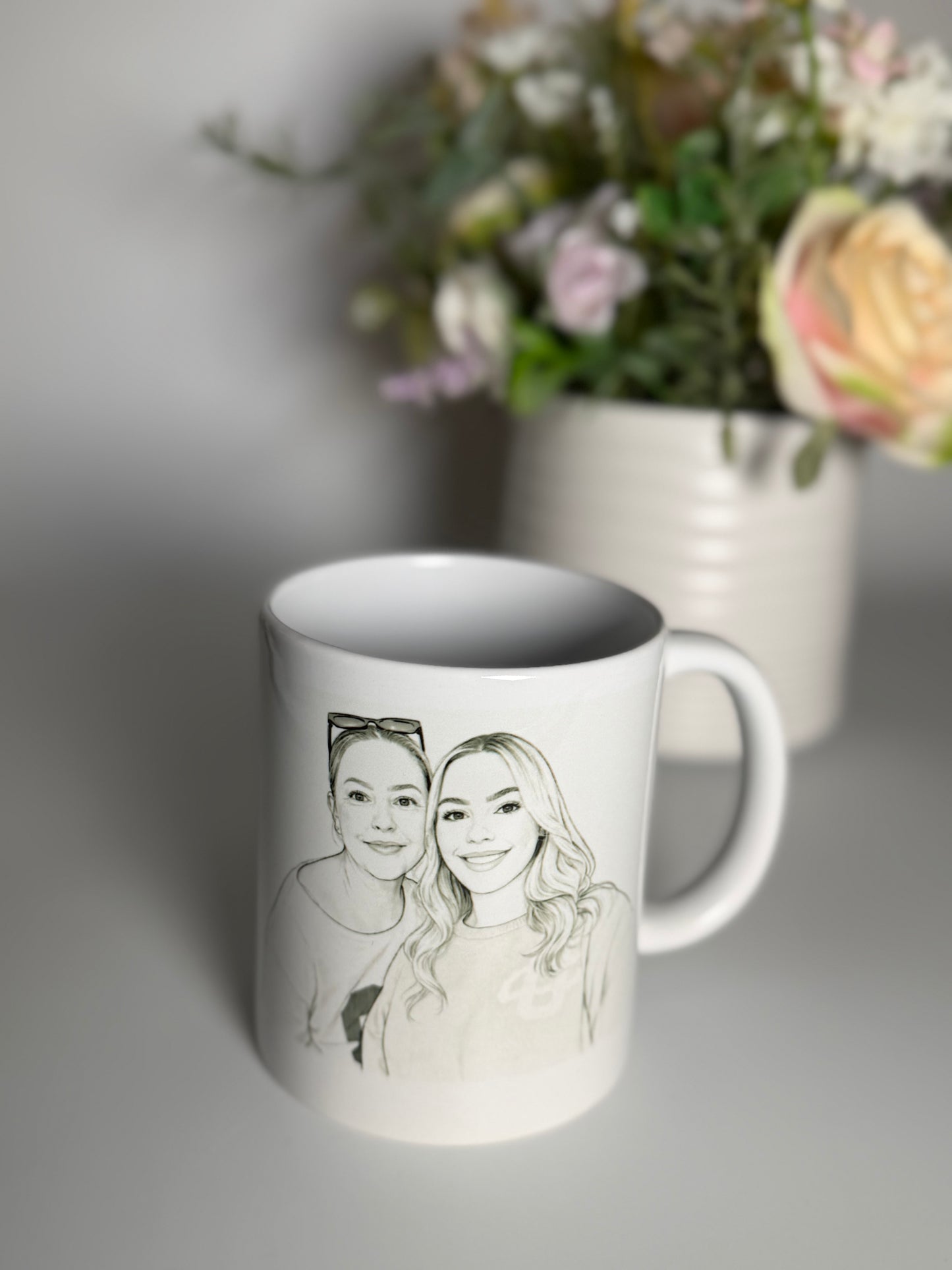 Personalised Fine Line Portrait Mug – Custom Mother & Daughter Illustration Gift